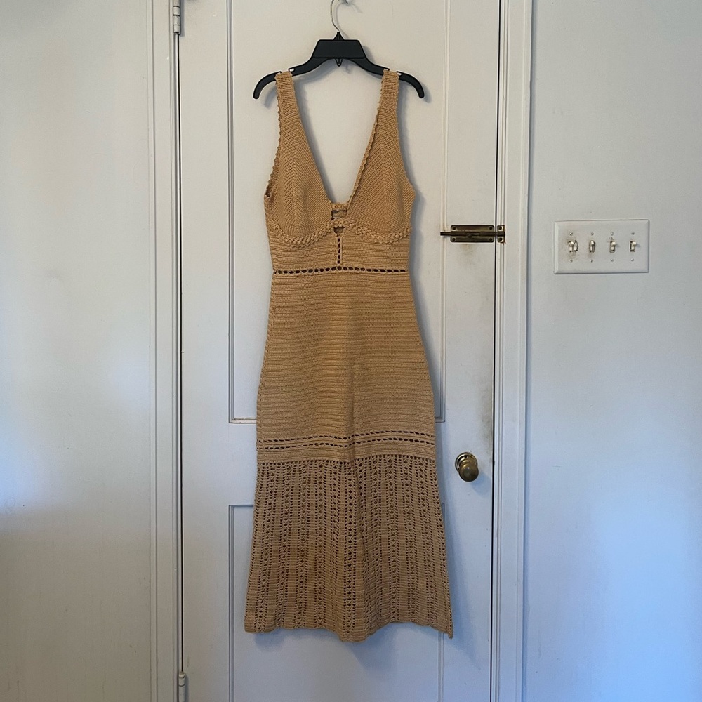 Beige Sleeveless Crochet Dress
